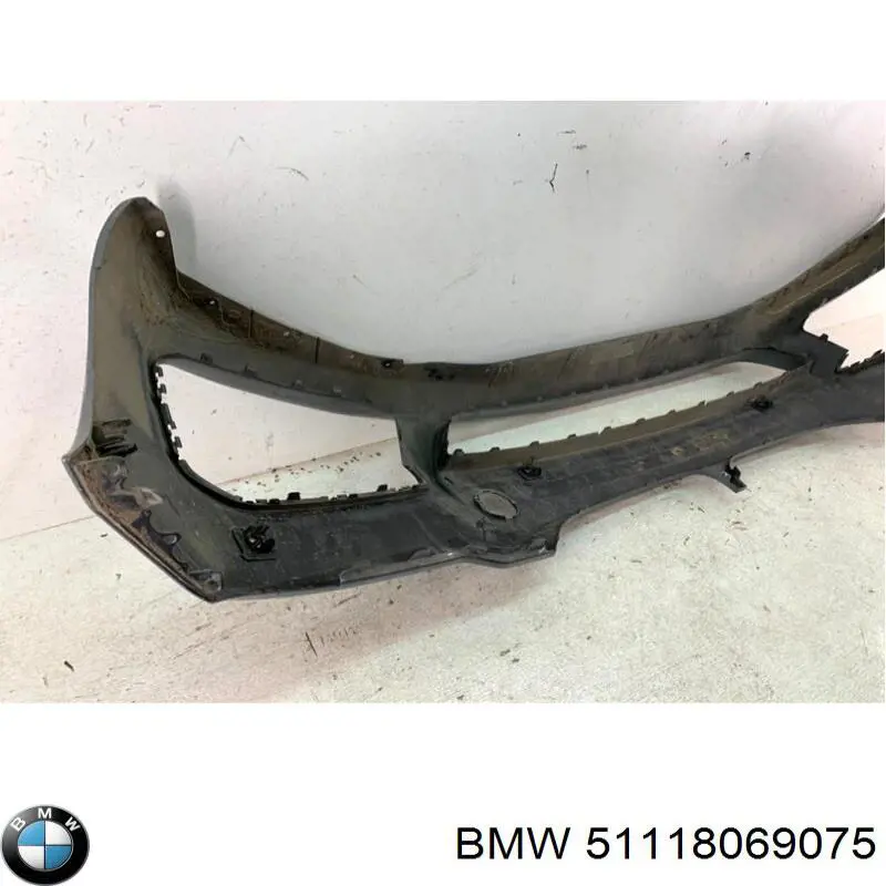 Бампер на авто BMW 51118069075 ціна, від 296.79 USD