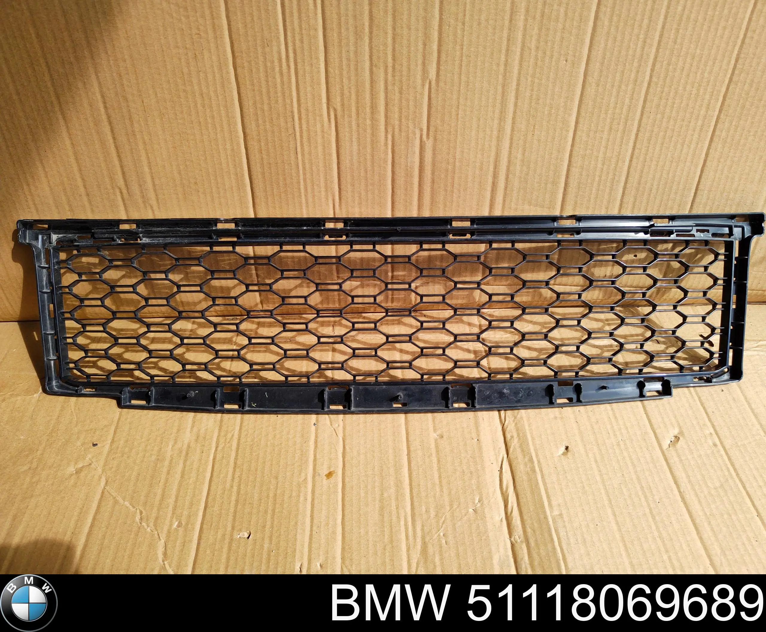  BMW 51118069689 ціна, від 109.75 USD