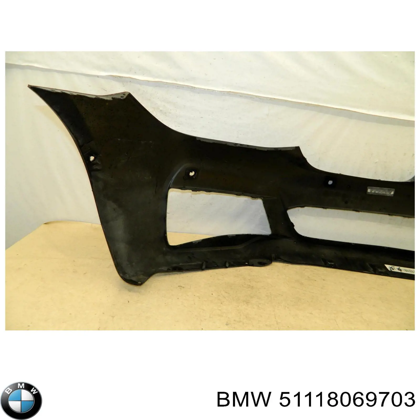 51118069703 BMW 