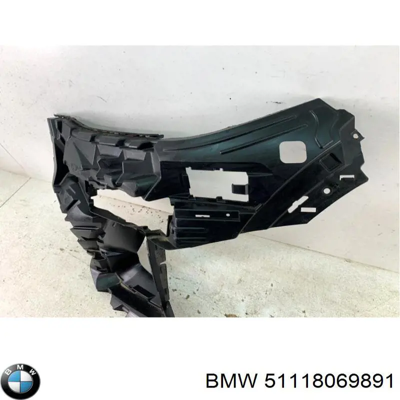 Кронштейн кріплення протитуманною фари, лівою BMW 51118069891 ціна, від 107.89 USD