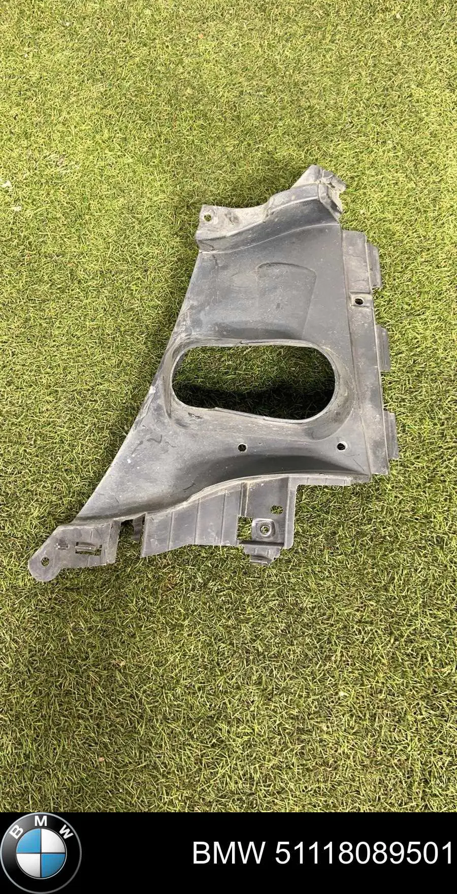 Кронштейн бампера переднього BMW 51118089501 ціна, від 34.66 USD
