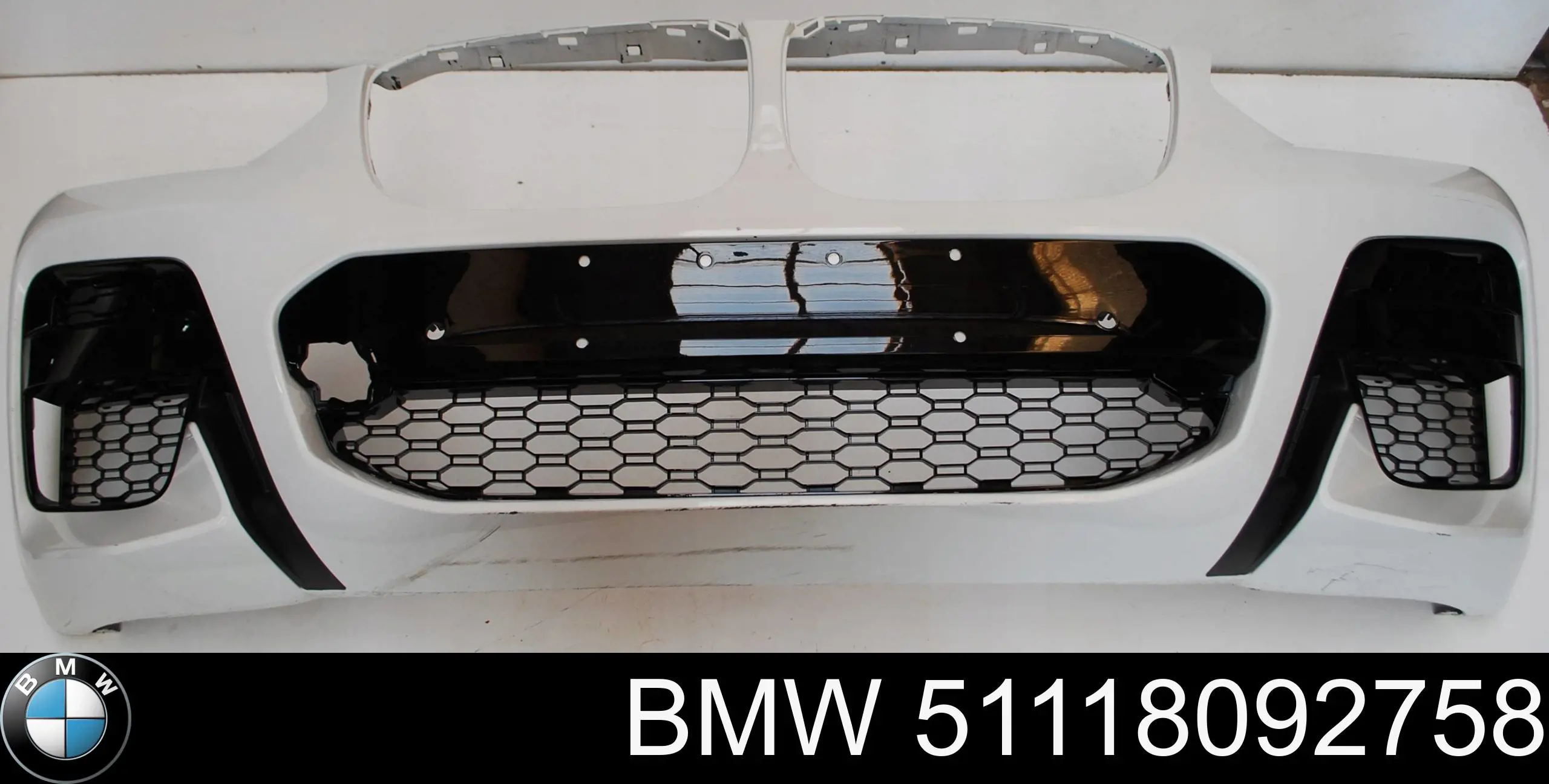 Купити PBM99442CAR Signeda Решітка переднього бампера, права