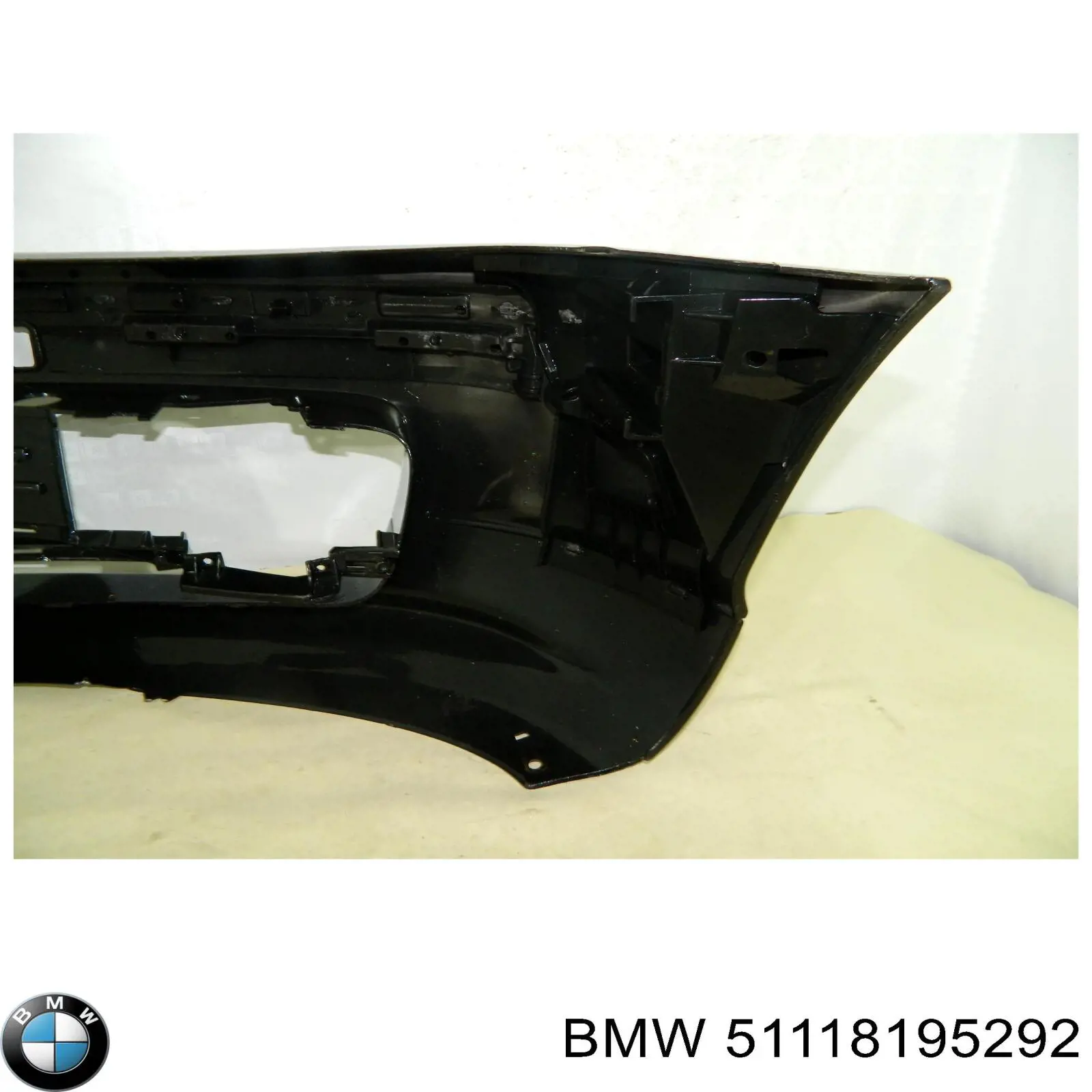 Купити 8195292 BMW Буфер (бампер) передній