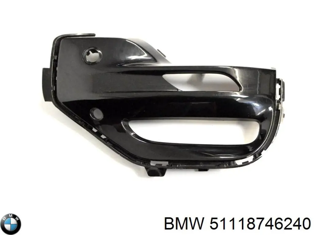 Обід (окантовка) фари противотуманної, правої BMW 51118746240 ціна, від 44.34 USD