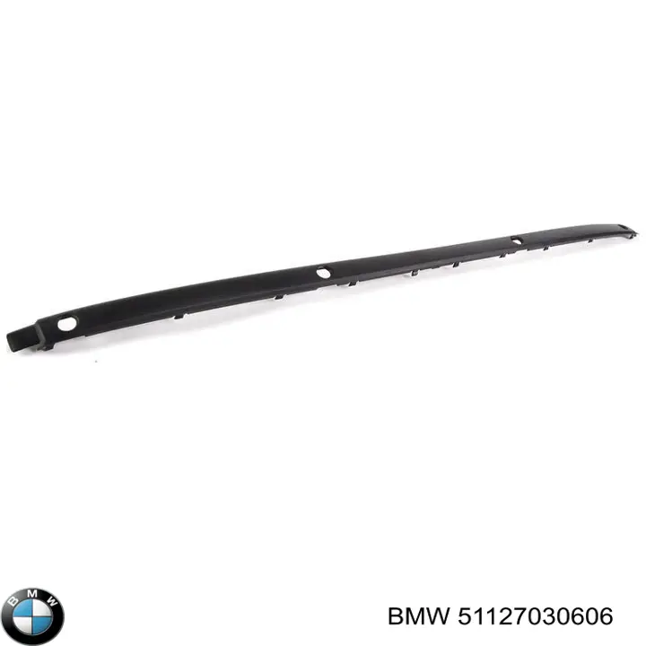 Накладка бампера заднього 51127030606 BMW