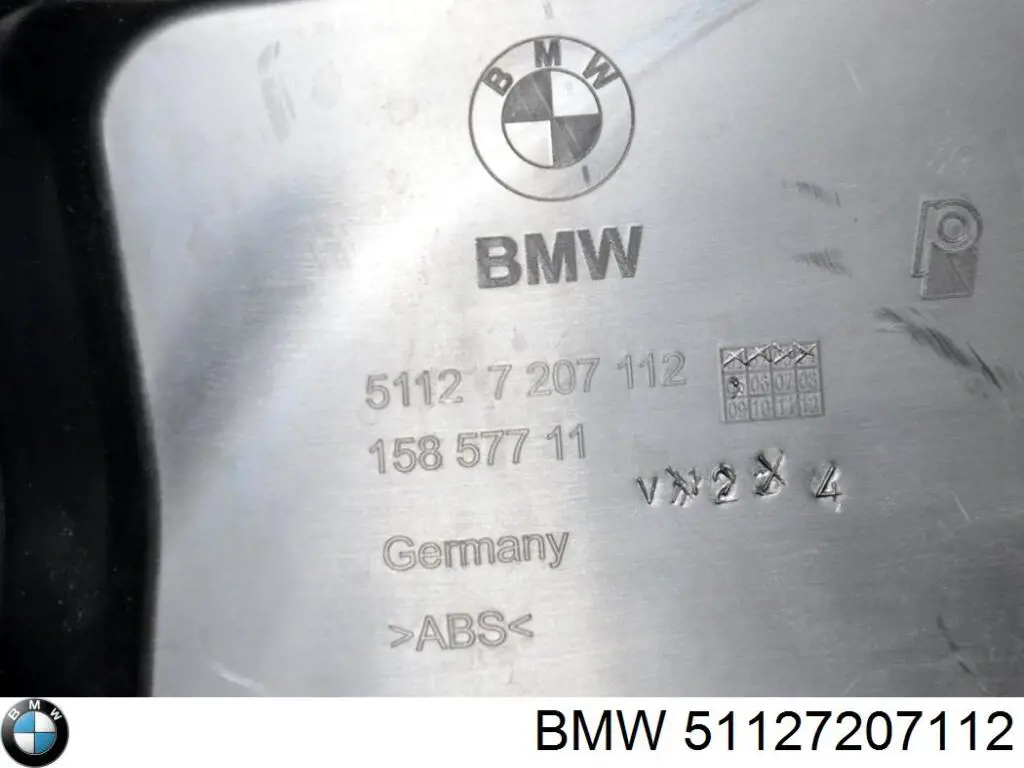 Кронштейн бампера заднього, правий 51127207112 BMW
