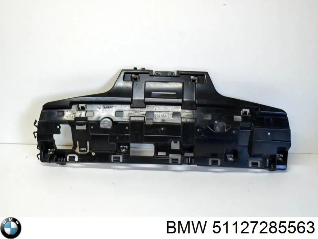 Кронштейн бампера заднього, центральний BMW 51127285563 ціна, від 31.92 USD
