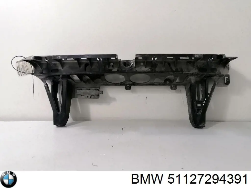 7005165 Autotechteile Кронштейн бампера заднього, центральний