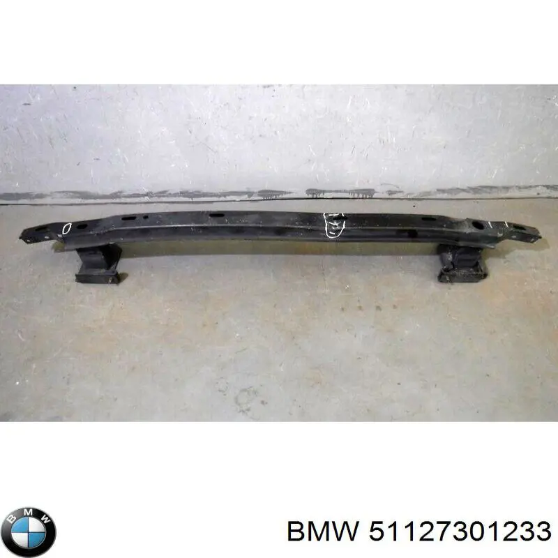 51127301233 BMW Шина бампера заднього