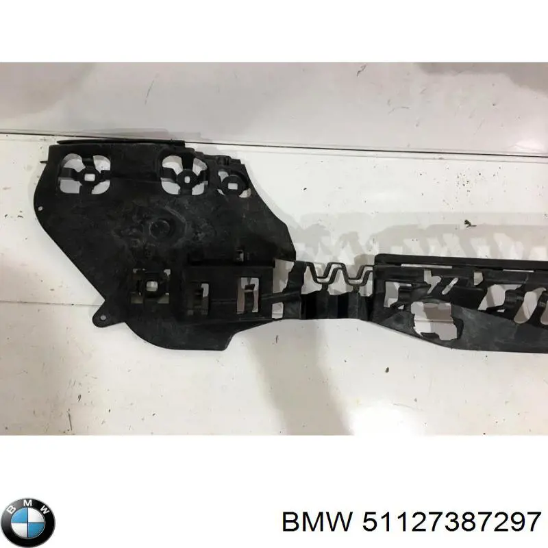 Кронштейн бампера заднього, центральний BMW 51127387297 ціна, від 154.73 USD