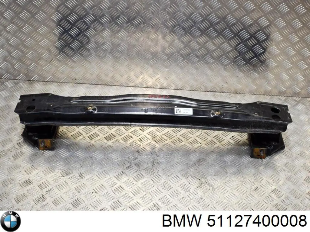 7400008 BMW Шина бампера заднього