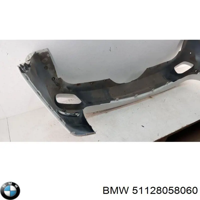 51128058060 BMW Буфер (бампер) задній