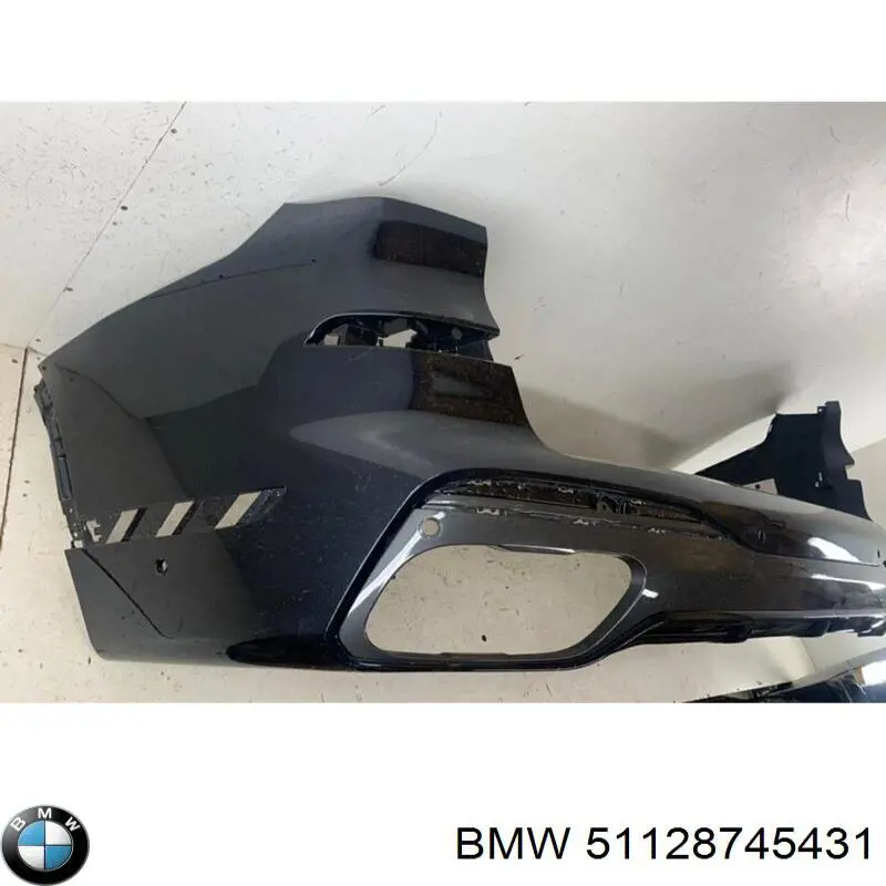 Купити Задній бампер BMW X7  G07