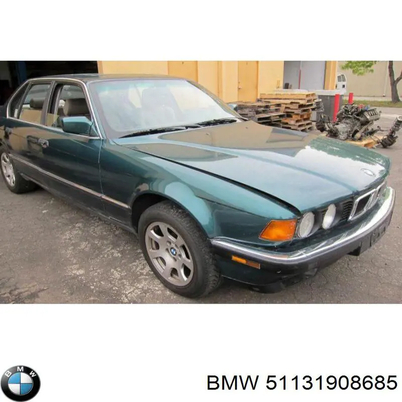 51131908685 BMW Накладка задніх дверей