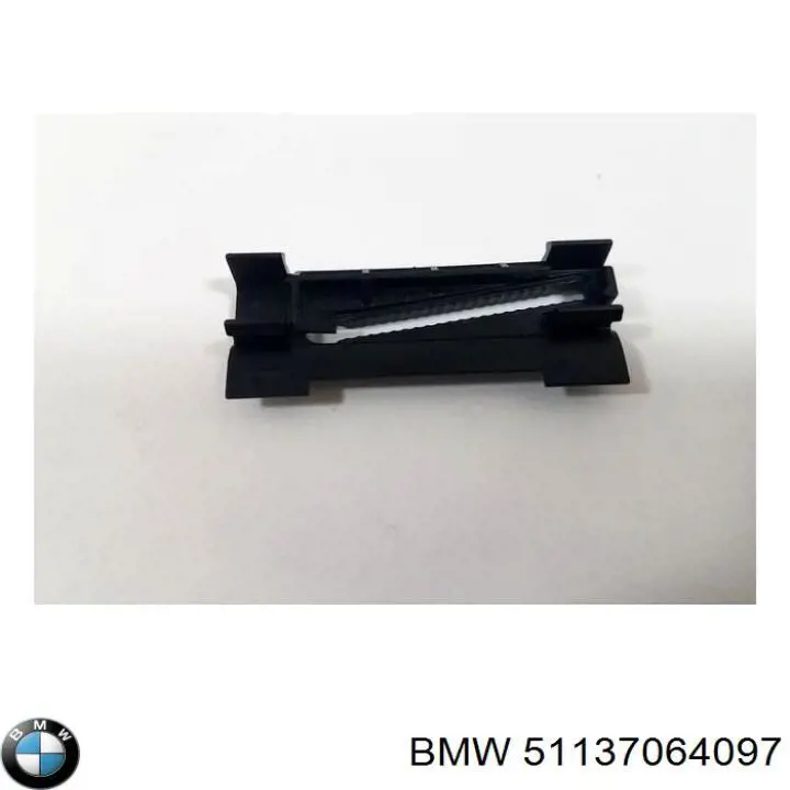  51137064097 BMW