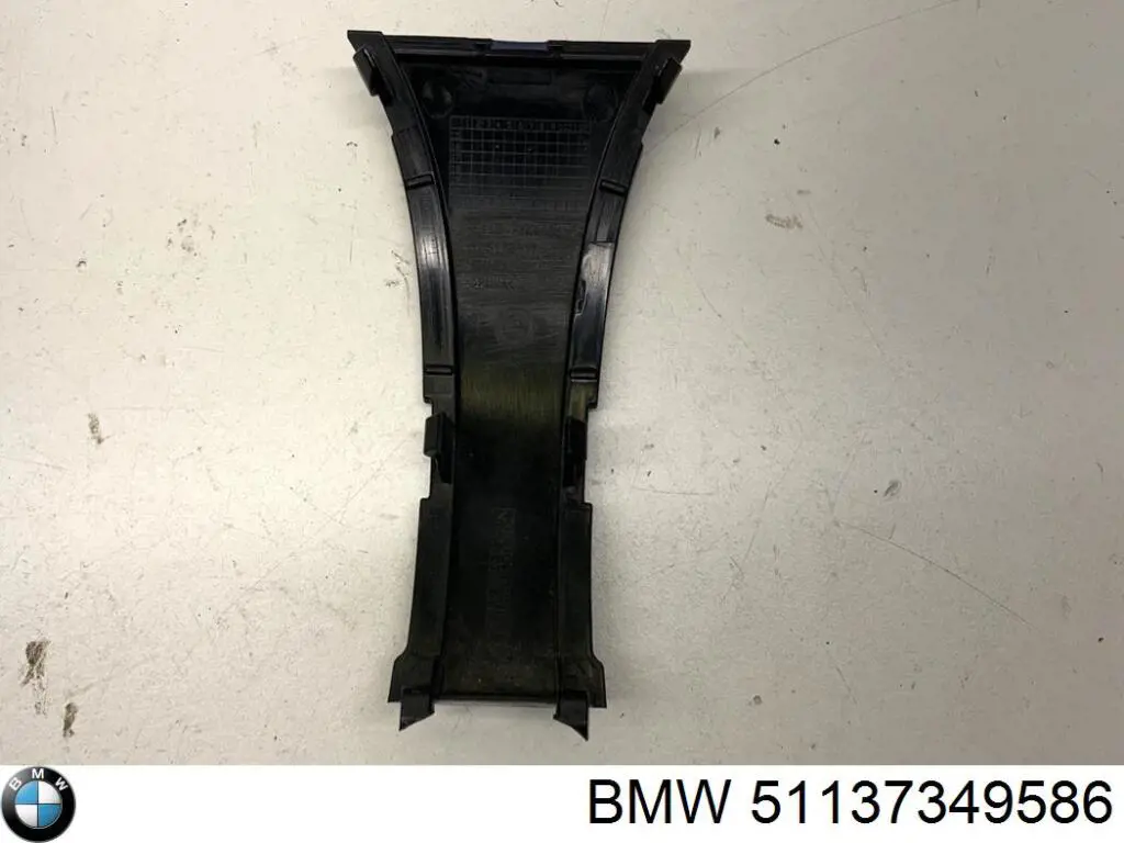 Накладка решітки радіатора нижня BMW 51137349586 ціна, від 29.14 USD