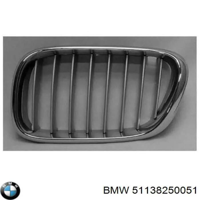 Решітка радіатора ліва BMW 51138250051