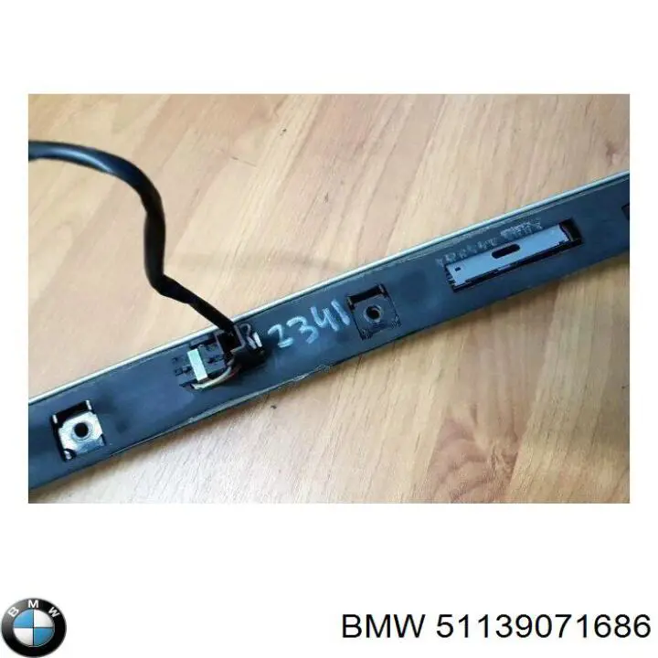  51139071686 BMW