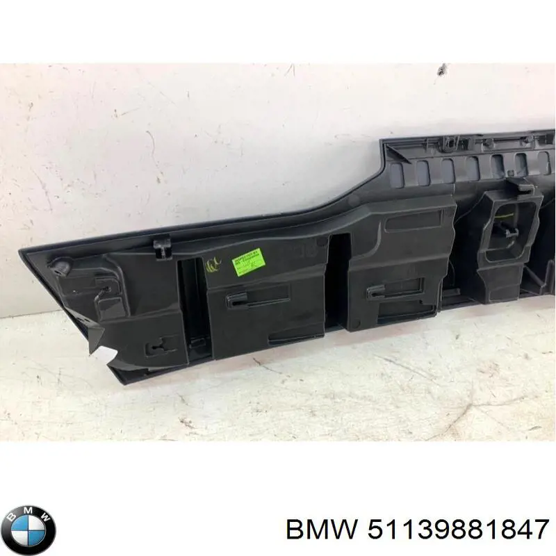 Накладка двері багажника BMW 51139881847 ціна, від 224.97 USD