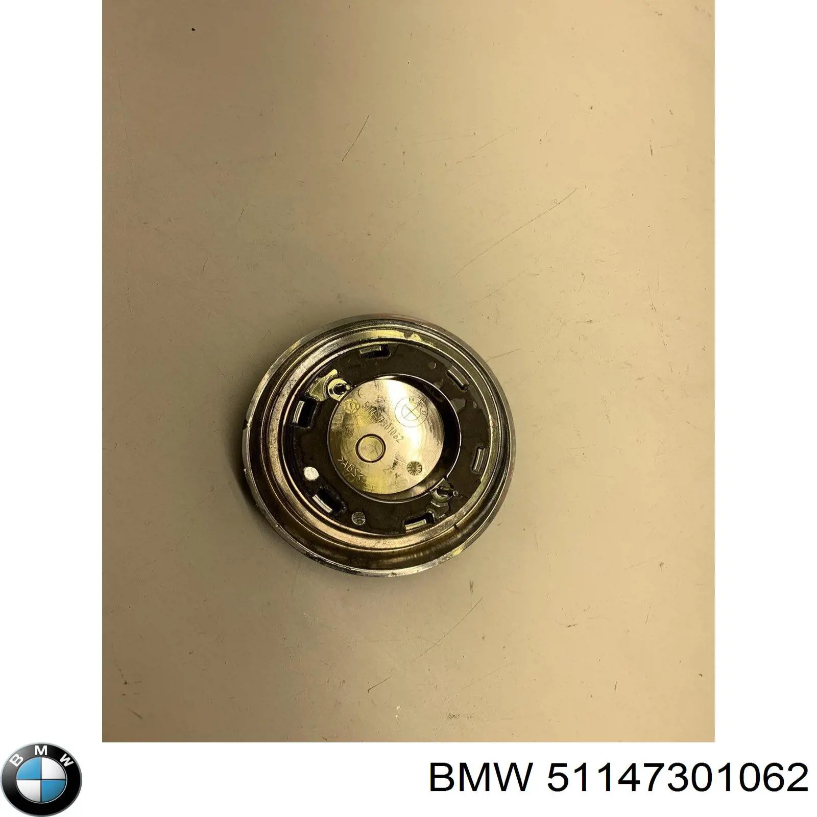 Фірмовий значок капота BMW 51147301062 ціна, від 12.67 USD