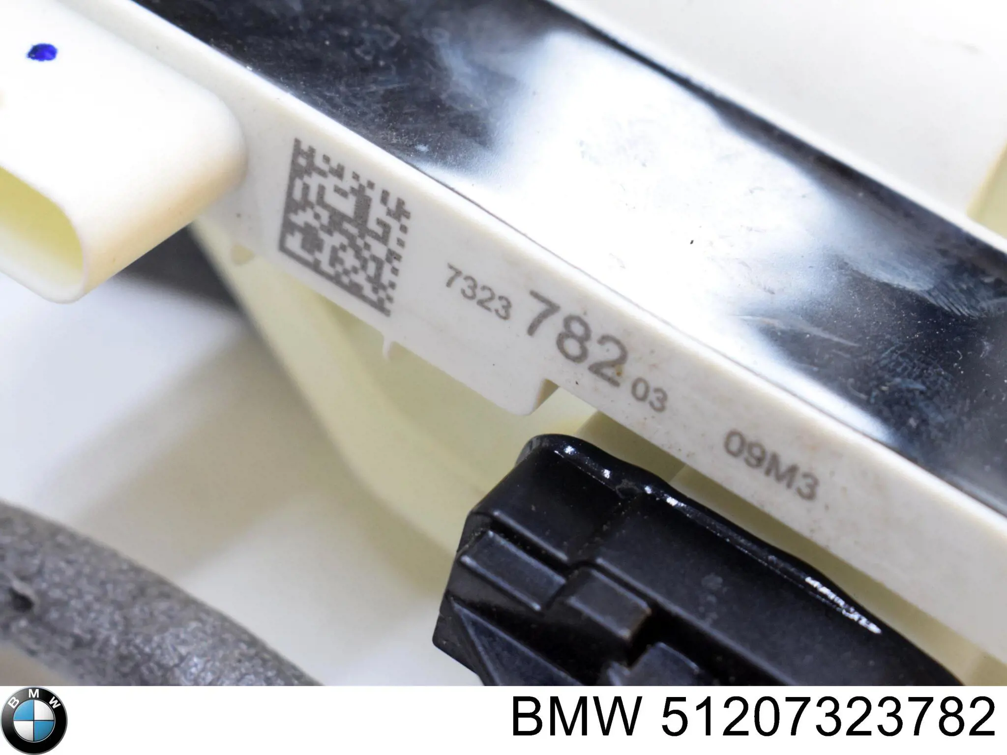 Купити 7105119 Autotechteile Клапан дотяжки дверей