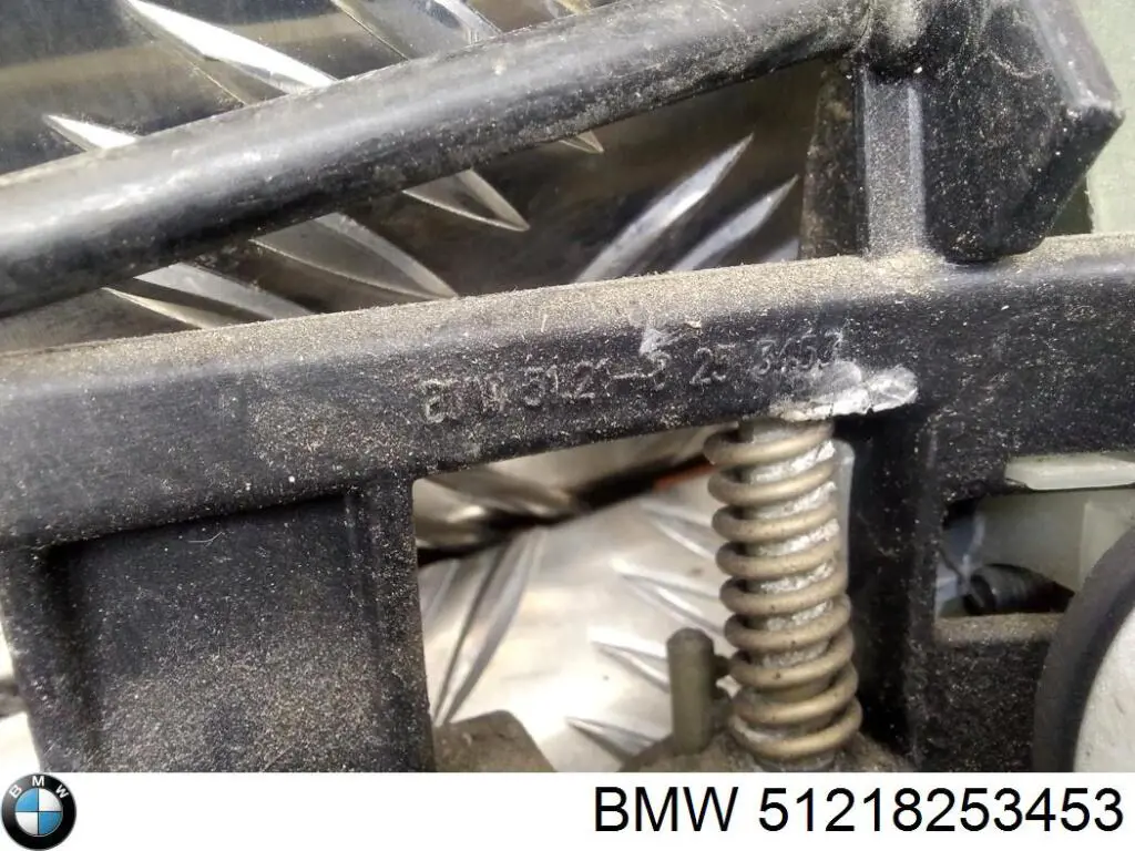 Купити 51218253453 BMW 