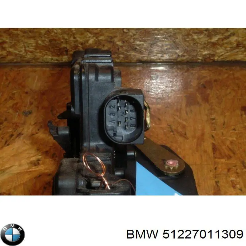 Замок задньої двері, лівої 51228196033 BMW