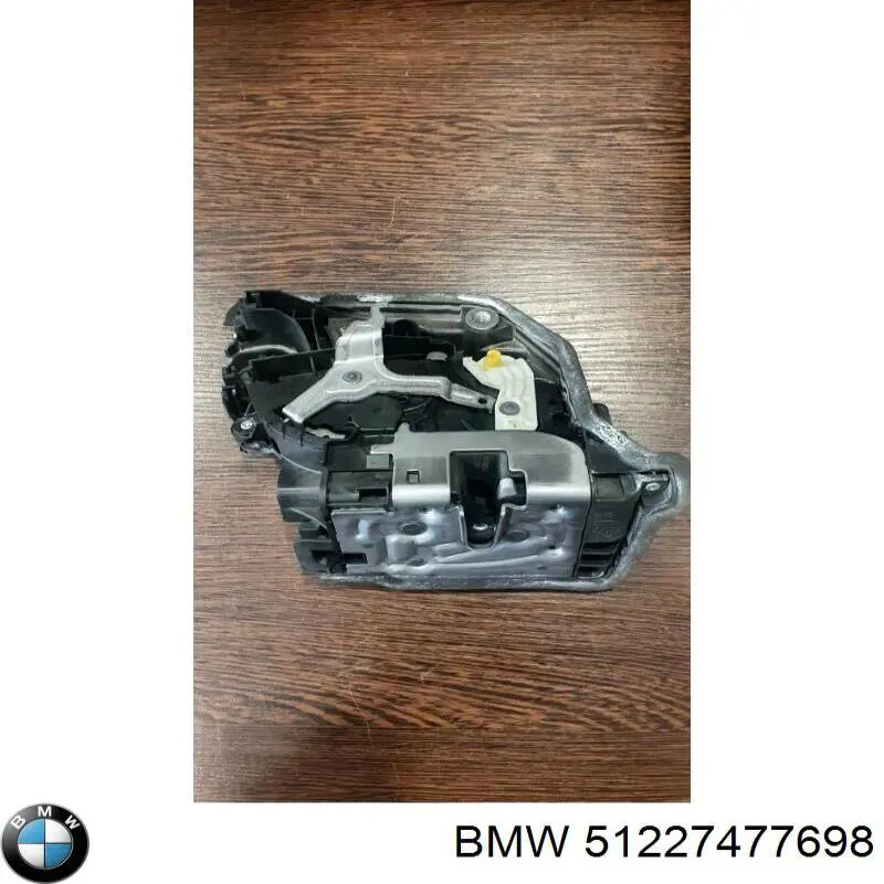 Купити 51227477698 BMW Замок задньої дверї, правої