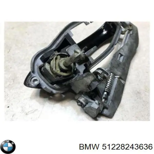 Тримач зовнішньої ручки дверей, задніх правих BMW 51228243636 ціна, від 38.01 USD