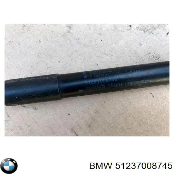 Амортизатор капота 51237008745 BMW