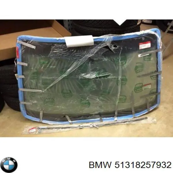 Купити 51318257932 BMW Вікно вітрове