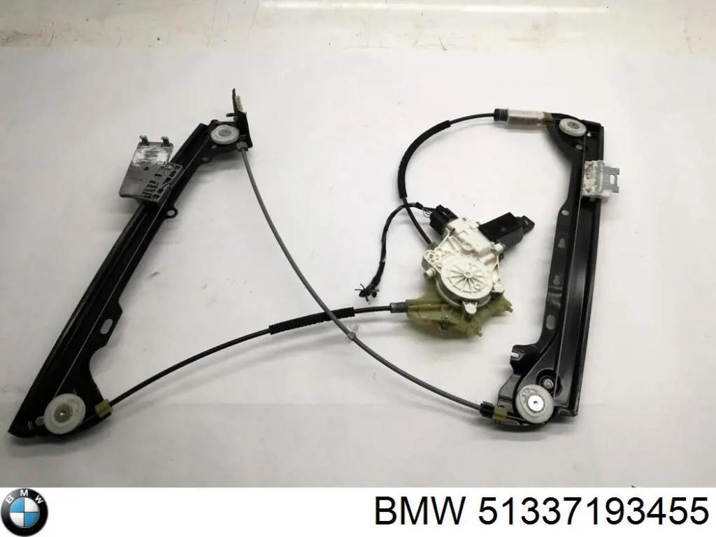 Склопідйомник передньої лівої двері 51337193455 BMW