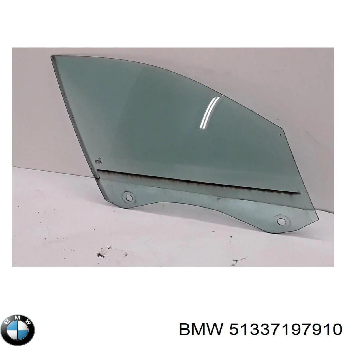 51337197910 BMW Скло передніх дверей, правих