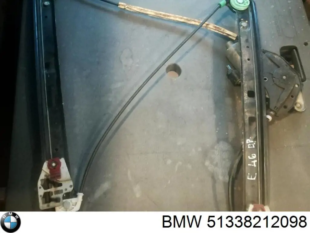 Купити 51338212098 BMW Склопідйомник передньої правої двері