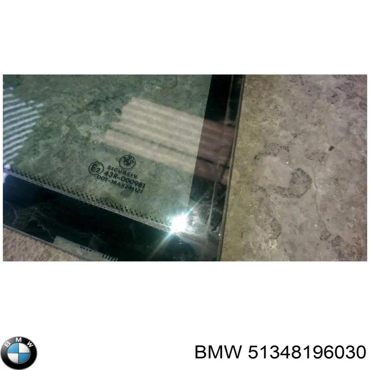 Купити 51348196030 BMW Кватирка двері трикутник, задня, права