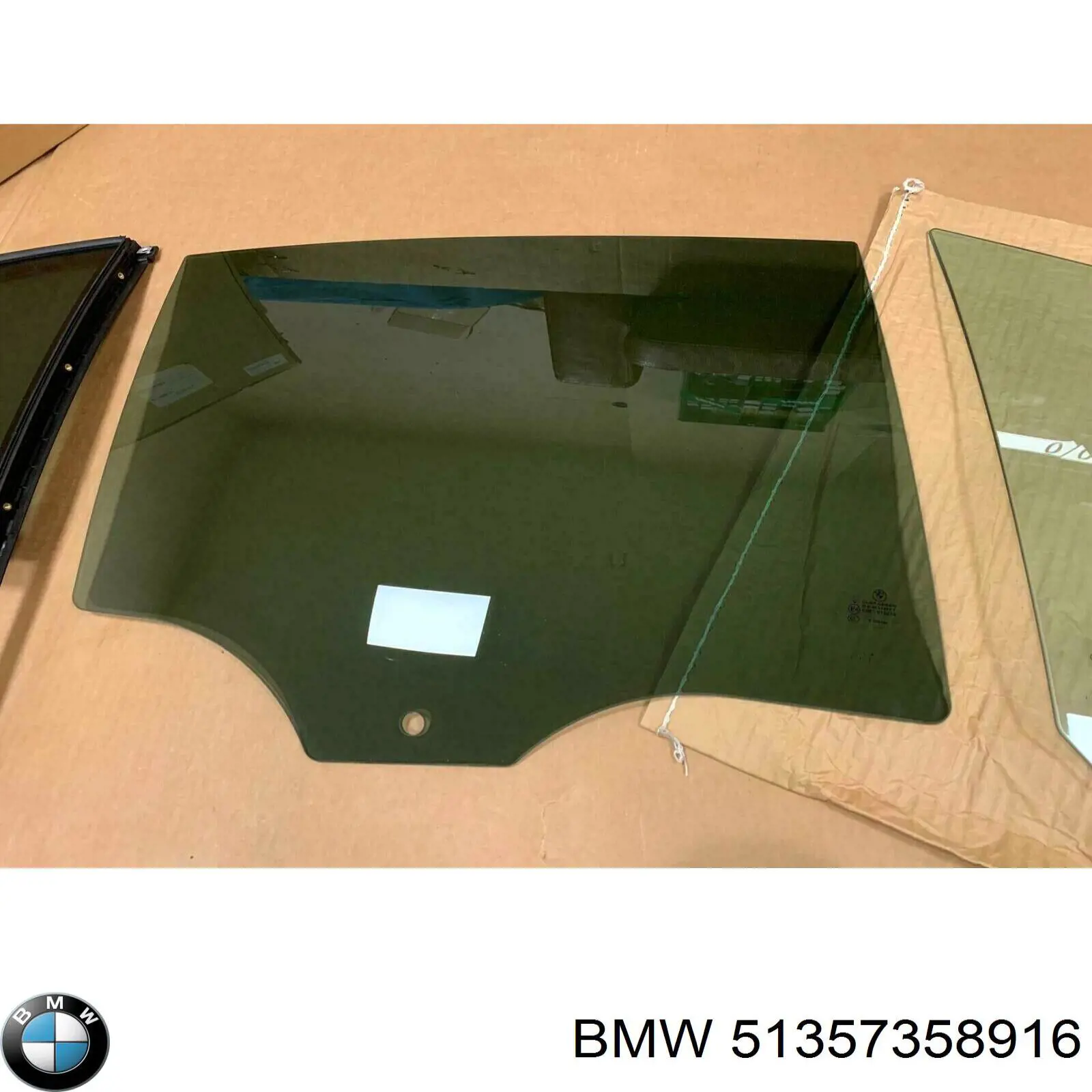 Купити 51357358916 BMW 