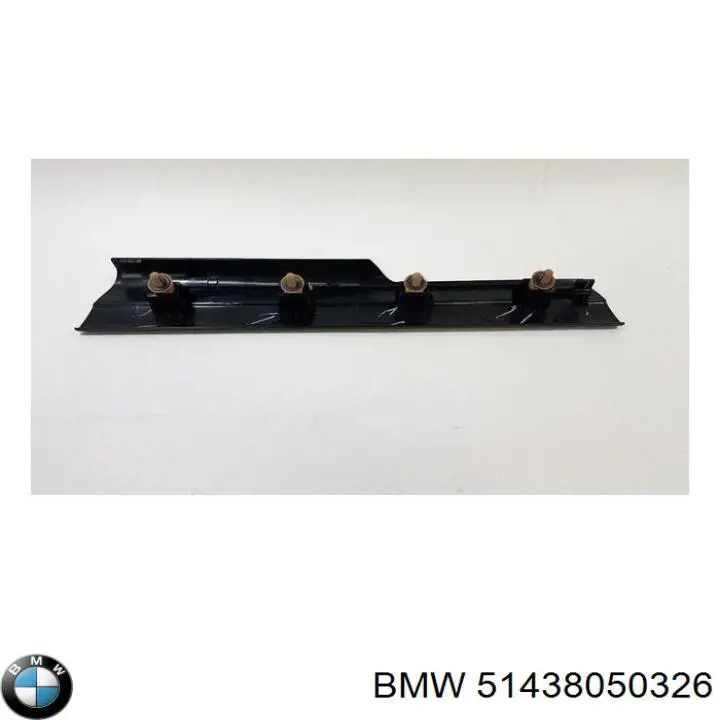 51438050326 BMW Обшивка стійки кузова внутрішня, середня права
