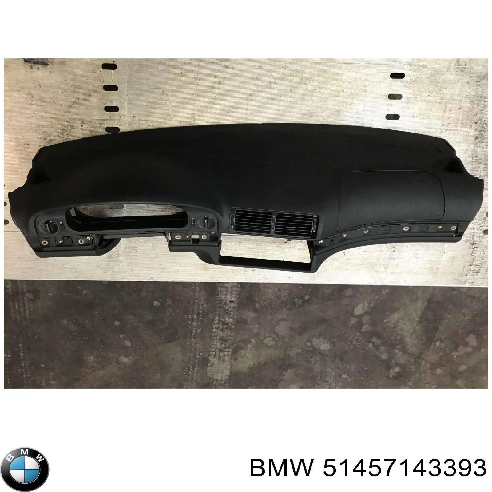 51457143393 BMW Передня панель