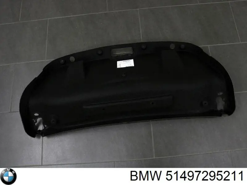 Оббивка багажника BMW 51497295211