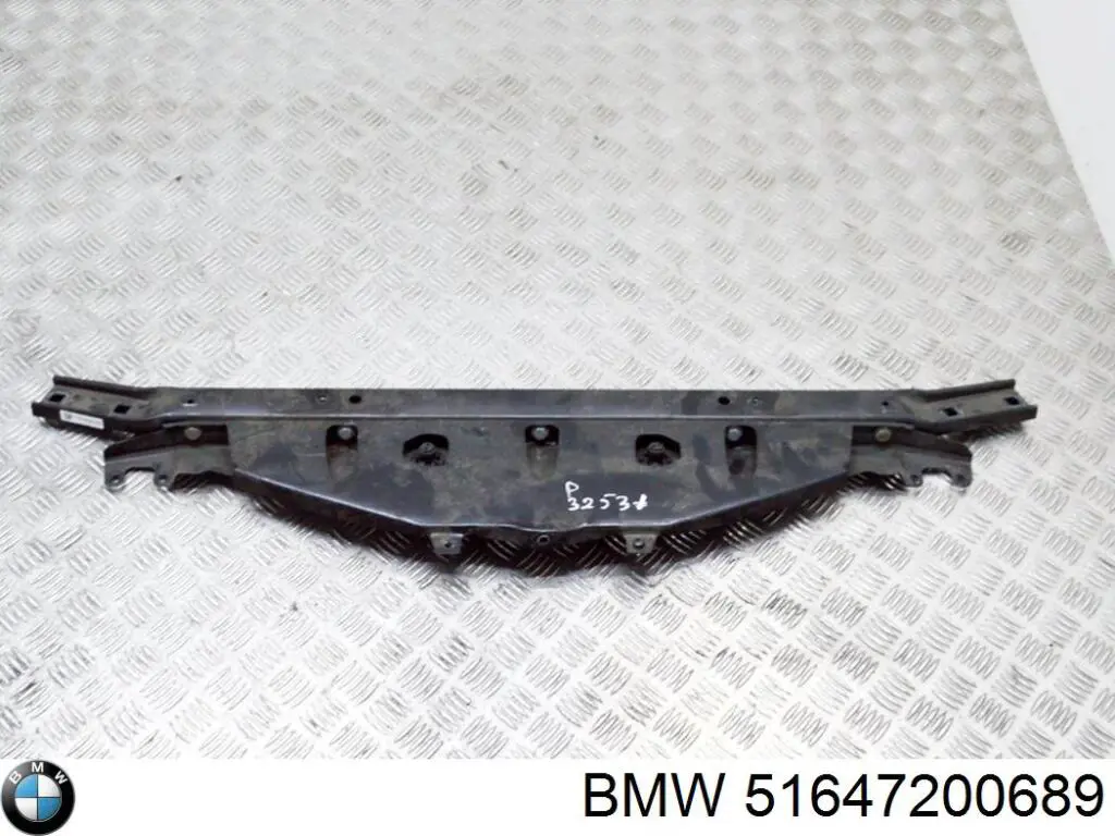 Супорт радіатора верхній/монтажна панель кріплення фар на BMW 5 (F10)