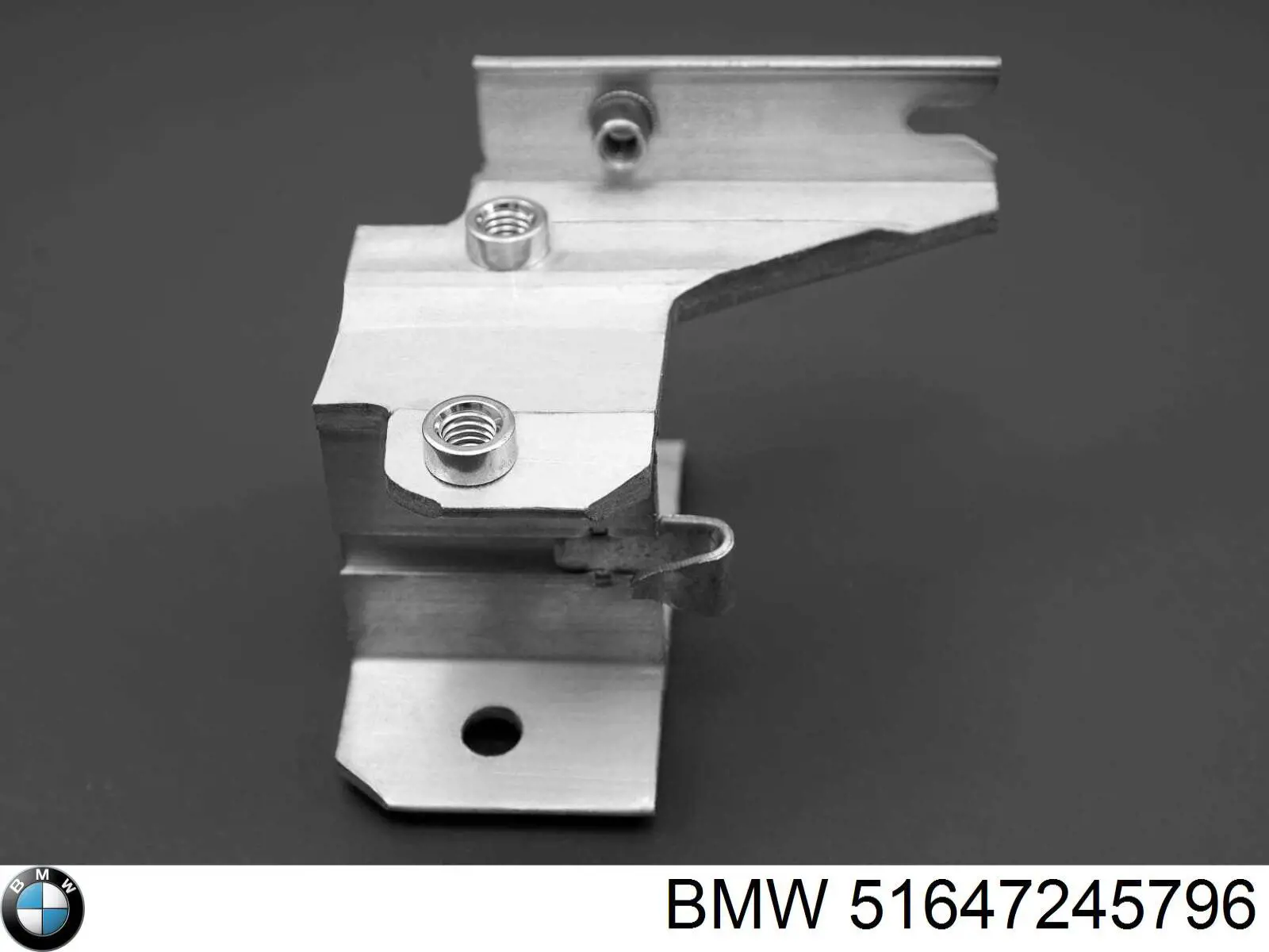 7095112 Autotechteile Кронштейн передньої балки