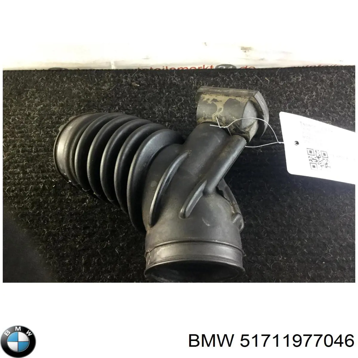 Купити 51711977046 BMW Повітропровід радіатора