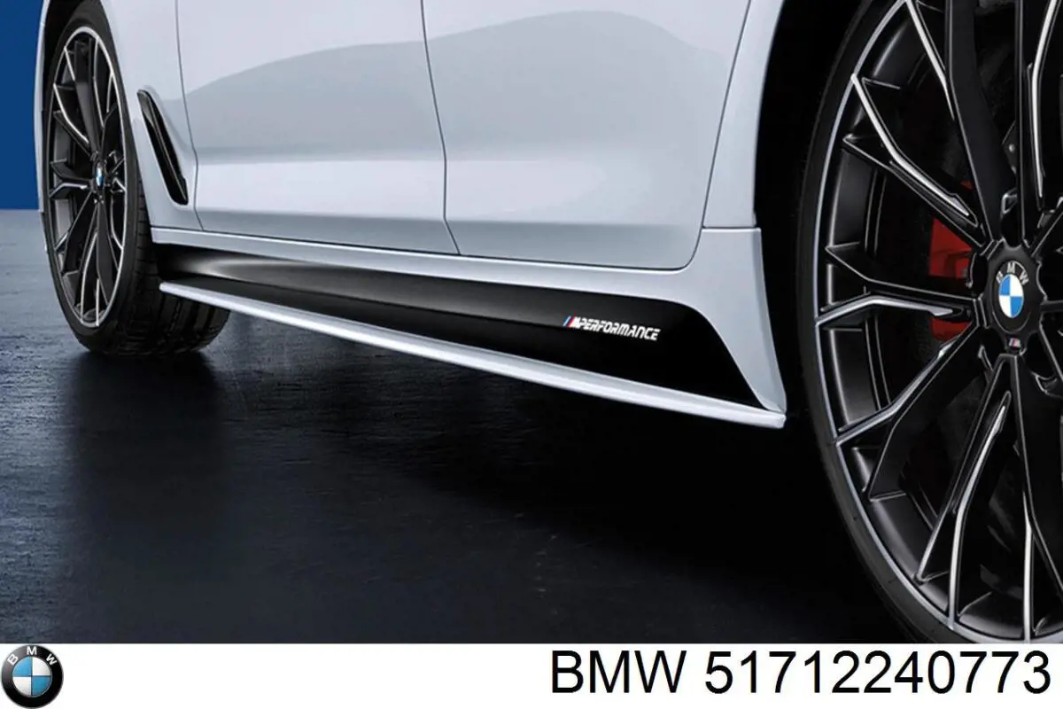 Решітка радіатора ліва 51712240773 BMW
