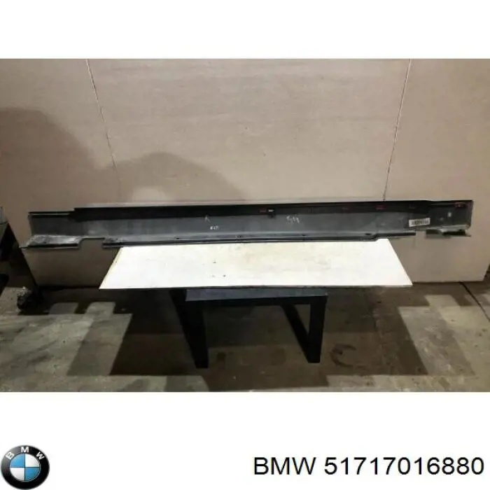  51717016880 BMW