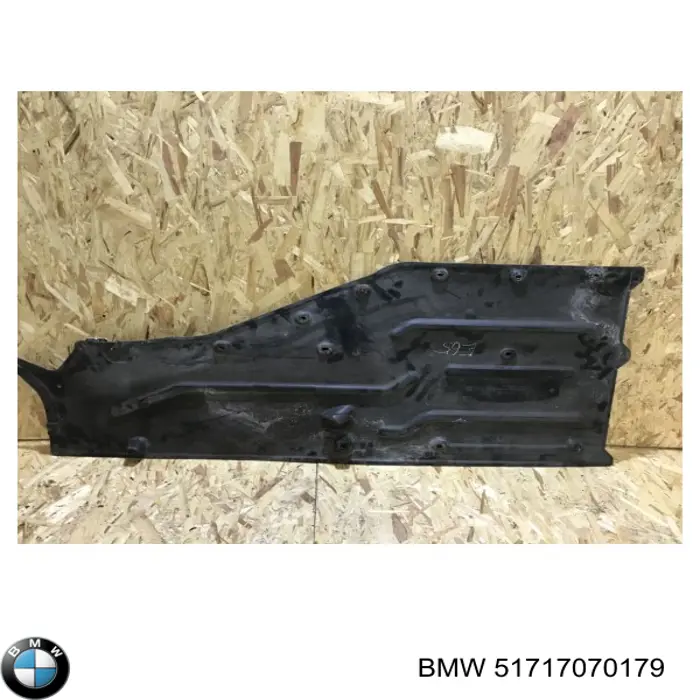 Захист днища, лівий BMW 51717070179 ціна, від 63.33 USD