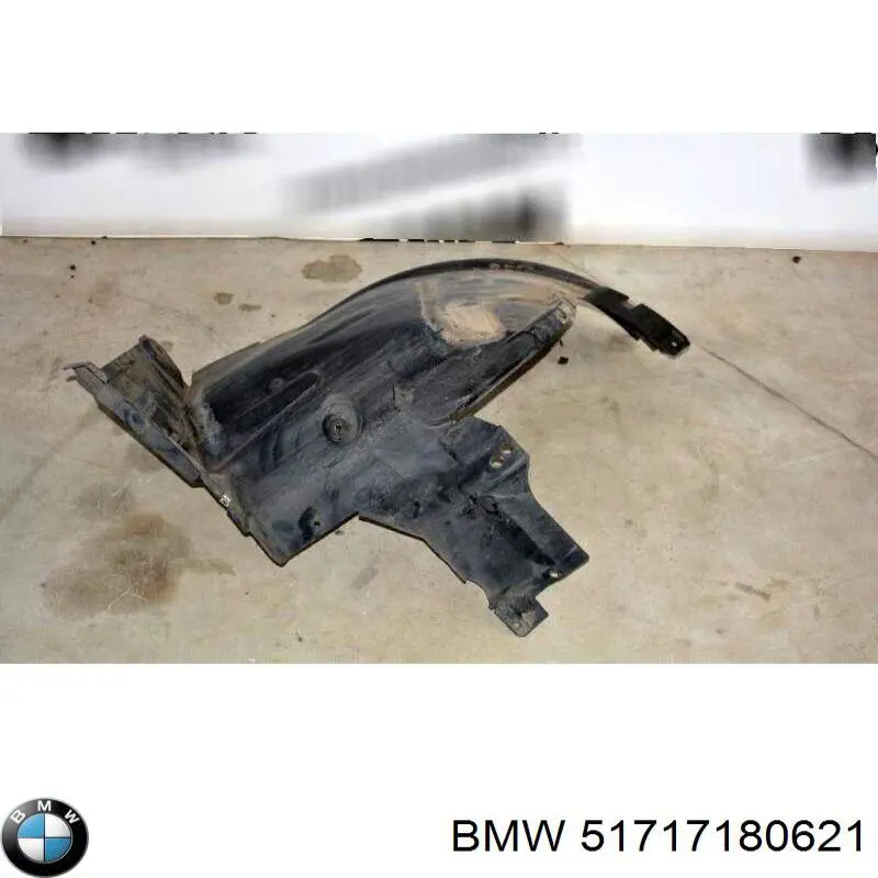 Купити 51717180621 BMW Підкрилок переднього крила, лівий задній
