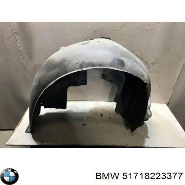 Купити 51718223377 BMW Підкрилок заднього крила, лівий