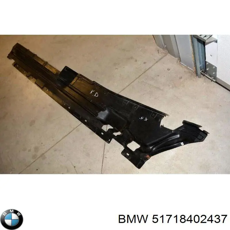 51718402437 BMW 