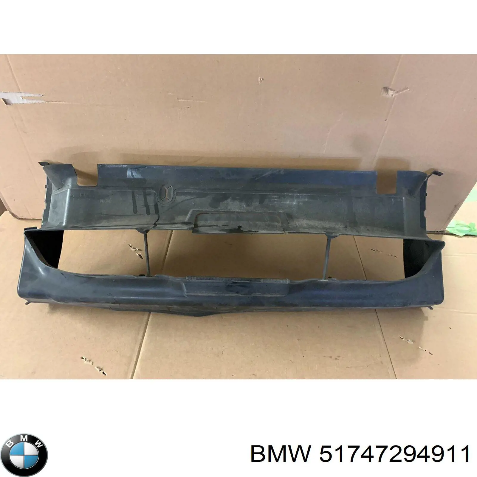 7294911 BMW Повітропровід (дефлектор) радіатора, нижній