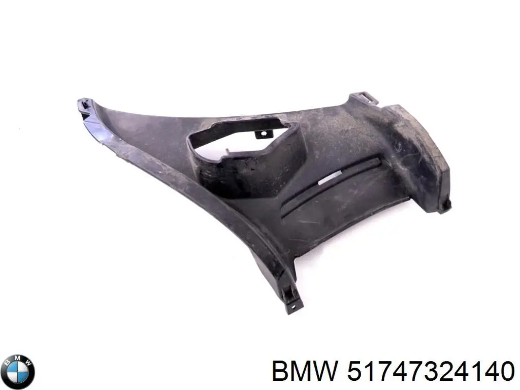 51747324140 BMW Повітропровід (дефлектор) радіатора, правий